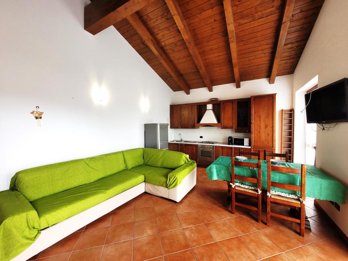 Casa Nicca Apartment Oleggio Ngoại thất bức ảnh